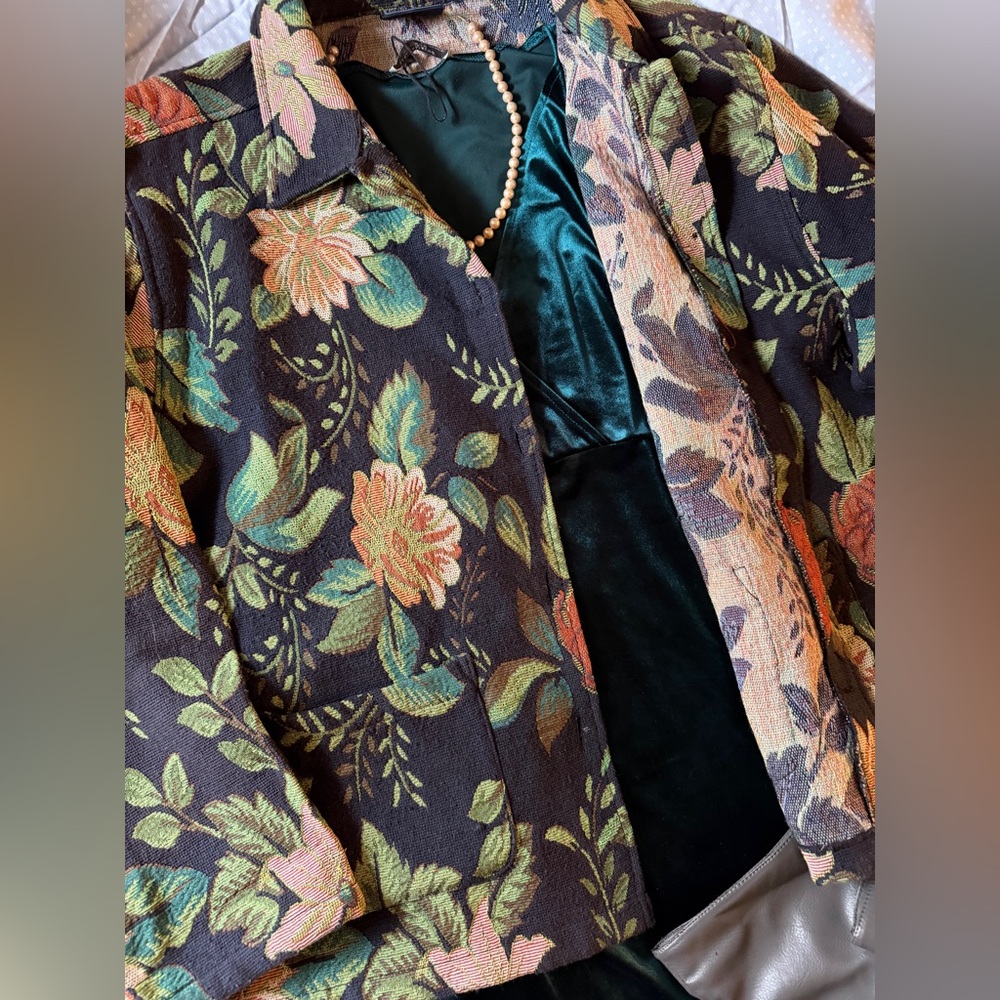 Gorgeous Free People Tapestry Jacket - Picture 2 of 11